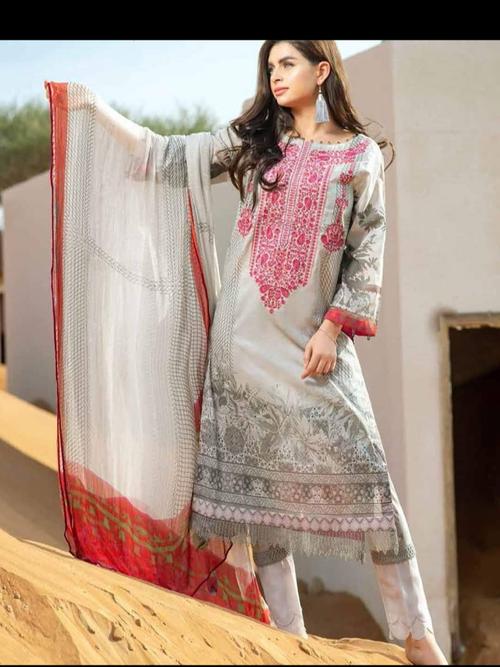 ladies suit - 18305952 - Very Small Image - 1