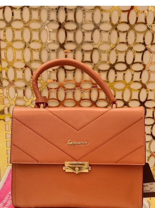 ladies handbags pure leather - 18306396 - Very Small Image - 1