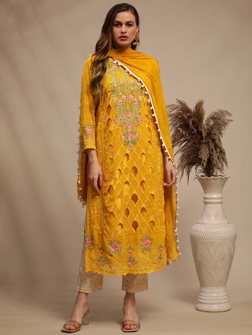 a line embroidered suit - 18308286 - Very Small Image - 1