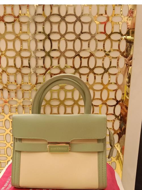 ladies hand bags pure leather - 18308817 - Very Small Image - 1