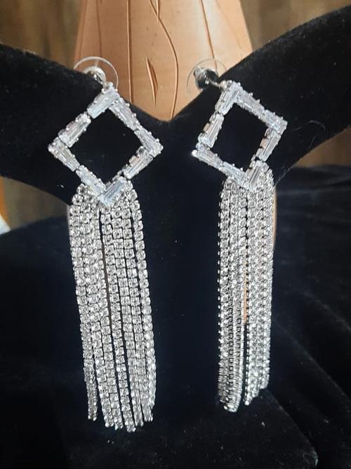 earrings - 18312655 - Very Small Image - 1