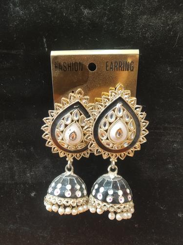 ladies earrings - 18315886 - Very Small Image - 1