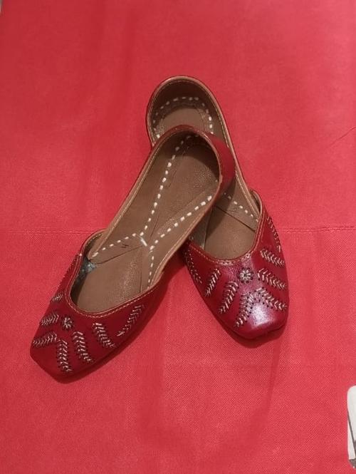 ladies shoes - 18318113 - Very Small Image - 1