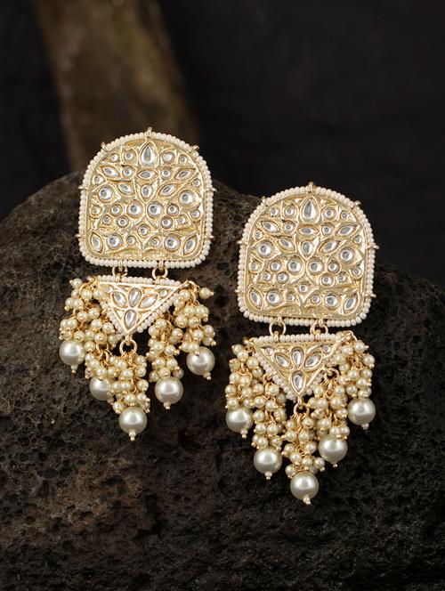 gold metal drop earring - 18319960 - Very Small Image - 1