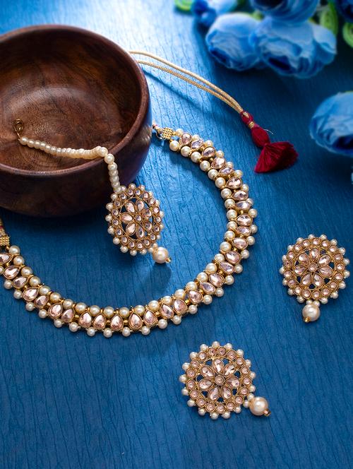 pink metal necklaces and earring - 18320296 - Very Small Image - 1