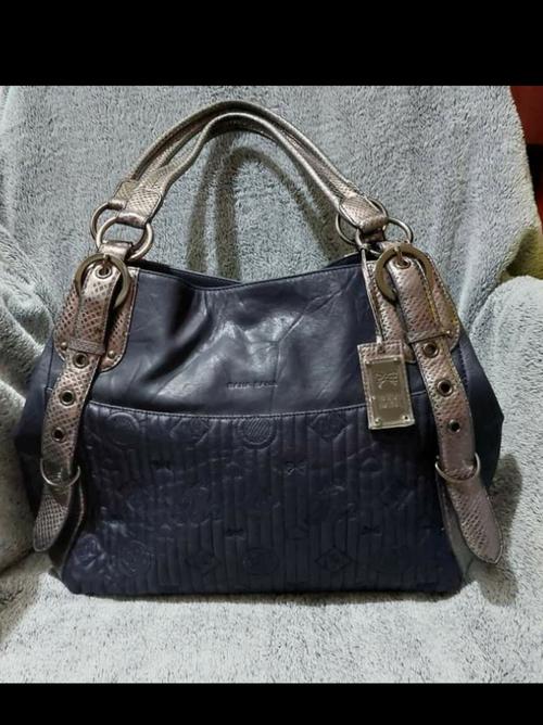 exclusive fancy handbags - 18326813 - Very Small Image - 1