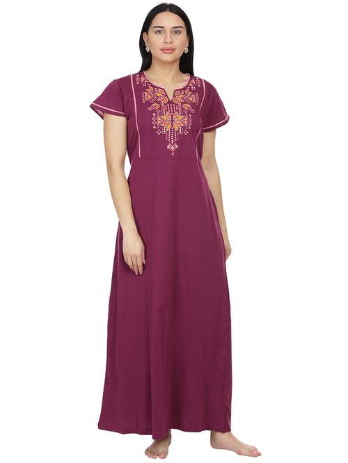 notch neck embroidered detail nighty - 18327388 - Very Small Image - 1