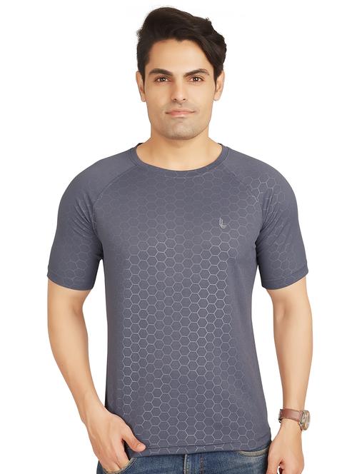 grey solid t-shirt - 18328978 - Very Small Image - 1