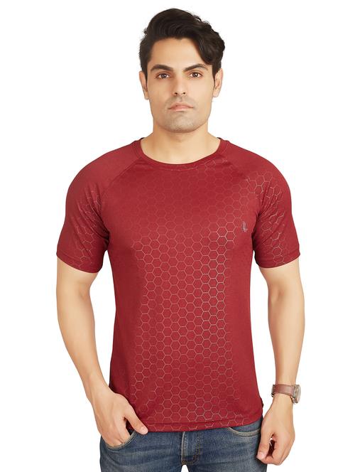 red solid t-shirt - 18328980 - Very Small Image - 1