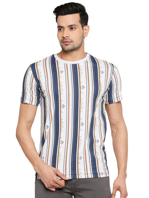 multi colored printed t-shirt - 18329907 - Very Small Image - 1