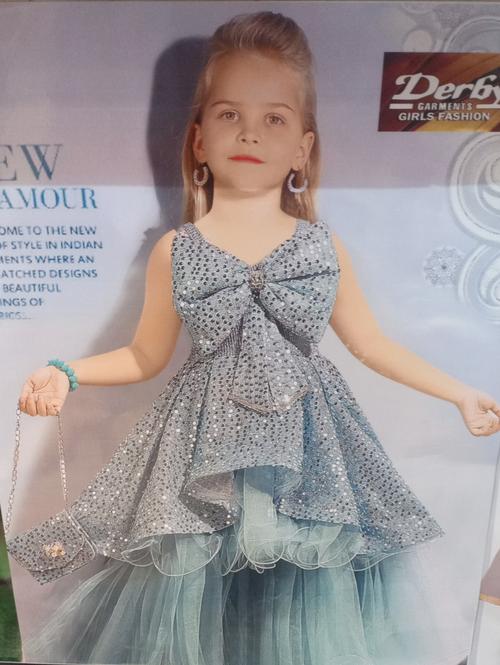 good quality gown - 18333758 - Very Small Image - 1