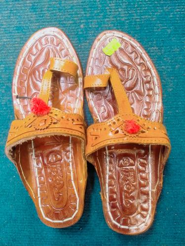 ethnic sandals - 18333778 - Very Small Image - 1