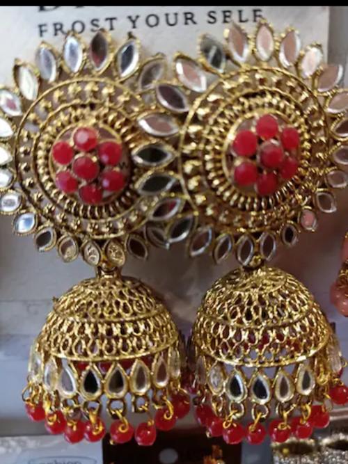 ladies earrings - 18338673 - Very Small Image - 1
