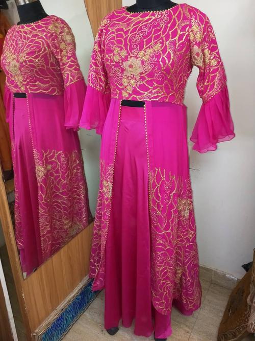 ladies dress - 18341691 - Very Small Image - 1