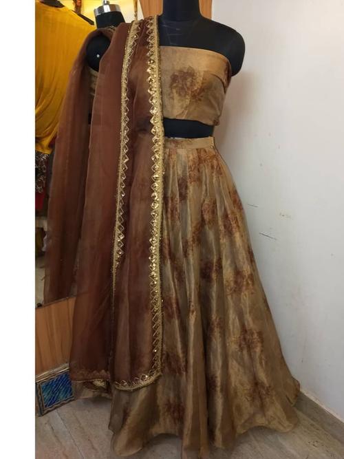 ladies dress - 18341692 - Very Small Image - 1