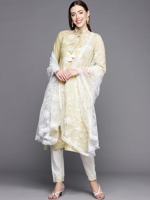 green embroidered kurta pant set - 18342931 - Very Small Image - 1
