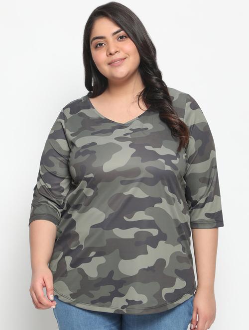 v-neck camouflage plus tee - 18346390 - Very Small Image - 1