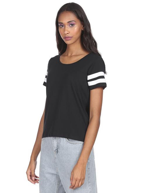 round neck contrast striped tee - 18358218 - Very Small Image - 1