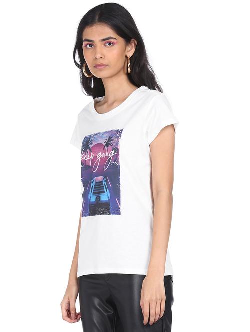 round neck graphic t-shirt - 18358395 - Very Small Image - 1