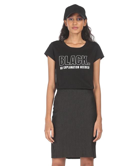 round neck graphic t-shirt - 18358417 - Very Small Image - 1