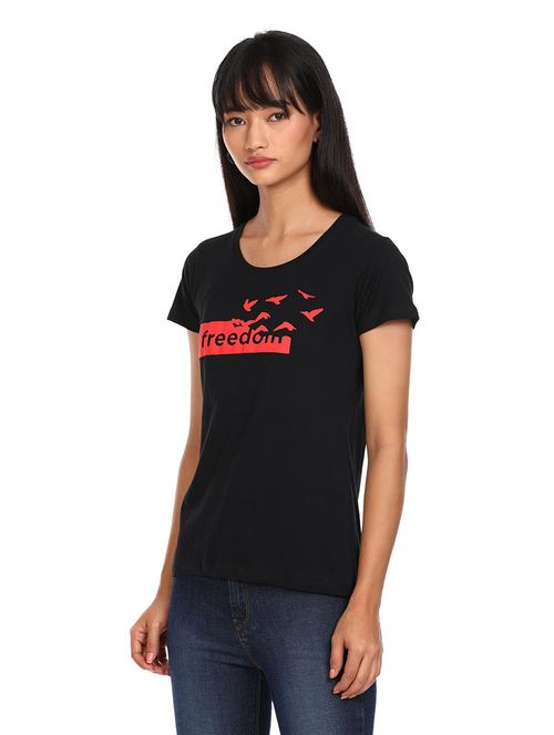 women's chest print round neck t-shirt - 18358465 - Very Small Image - 1
