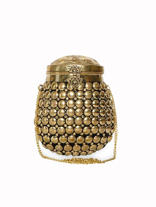 gold embellished regular clutch - 18358695 - Very Small Image - 1