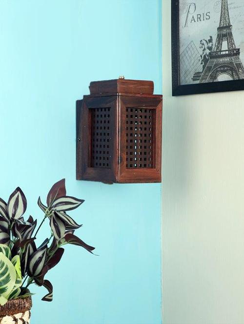 dazzling brown wood wall light - 18358838 - Very Small Image - 1