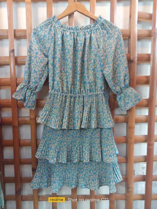 designer women dress - 18359520 - Very Small Image - 1