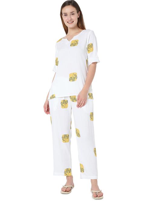 v-neck printed nightwear pajama set - 18362248 - Very Small Image - 1