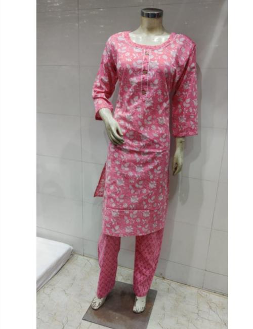cotton suit - 18367244 - Very Small Image - 1