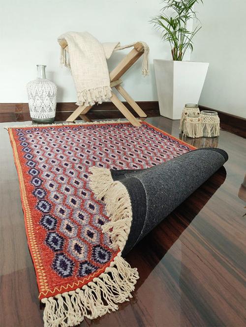 avioni carpet - faux silk- neo persian collection sinduri border - multiple sizes - 120cm x 180cm (~4feet x 6feet) - 18370404 - Very Small Image - 1