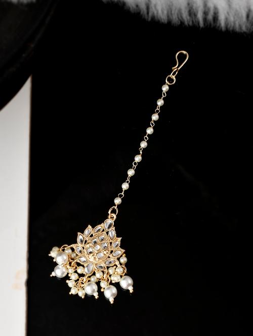 gold tone stone studded maang teeka - 18373750 - Very Small Image - 1