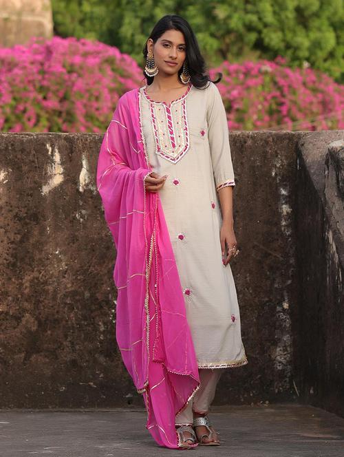 cream silk suit set - 18386187 - Very Small Image - 1