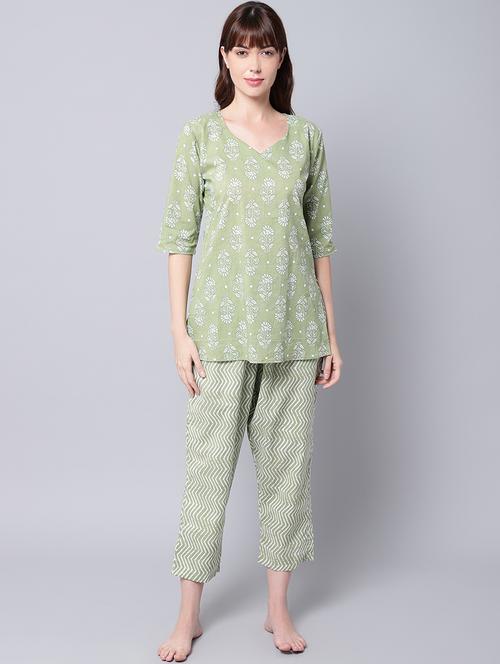 v-neck printed nightwear pajama set - 18386237 - Very Small Image - 1