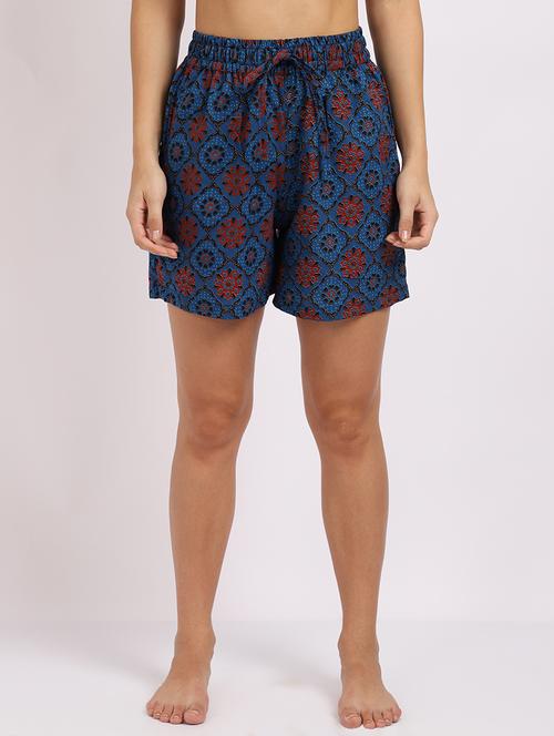 high rise printed shorts - 18386247 - Very Small Image - 1