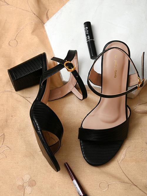 black synthetic ankle strap sandals - 18386928 - Very Small Image - 1