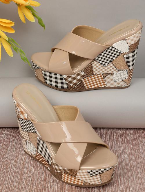 white synthetic platforms sandals - 18386932 - Very Small Image - 1