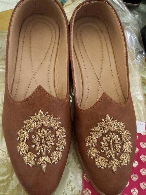 exclusive fancy party wear men's jooties - 18391385 - Very Small Image - 1