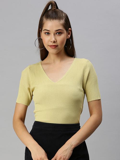 v neck solid regular top - 18393064 - Very Small Image - 1