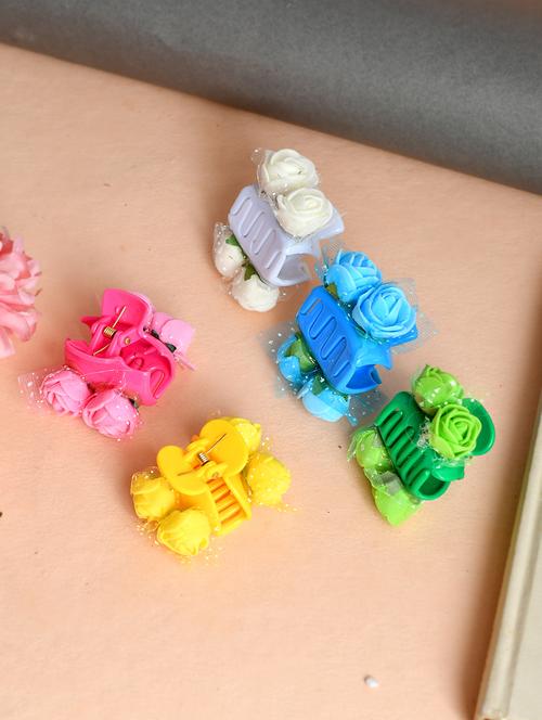 flower embellished claw clip hair accessory - 18395659 - Very Small Image - 1