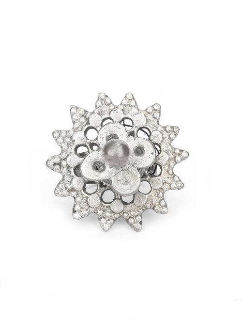 silver finger ring - 18399282 - Very Small Image - 1