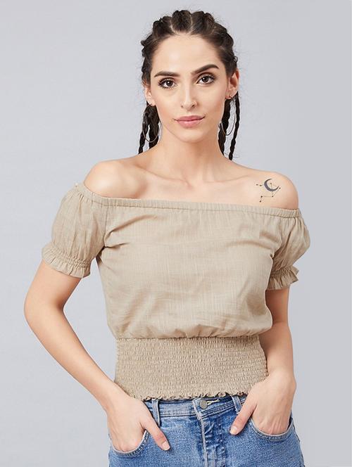 off shoulder solid regular top - 18408892 - Very Small Image - 1
