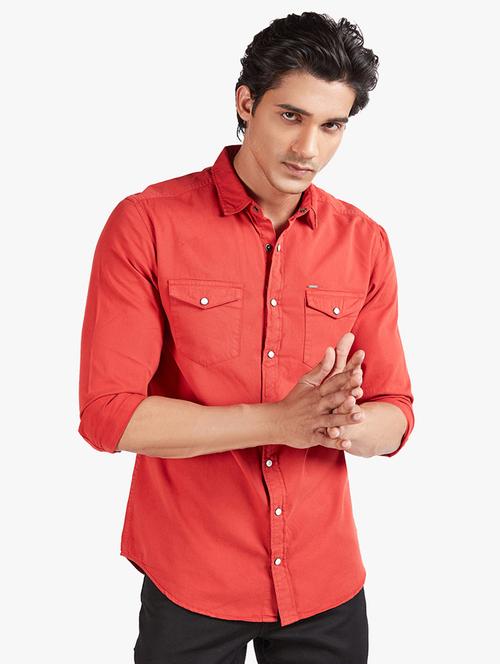 red solid casual shirt - 18410266 - Very Small Image - 1