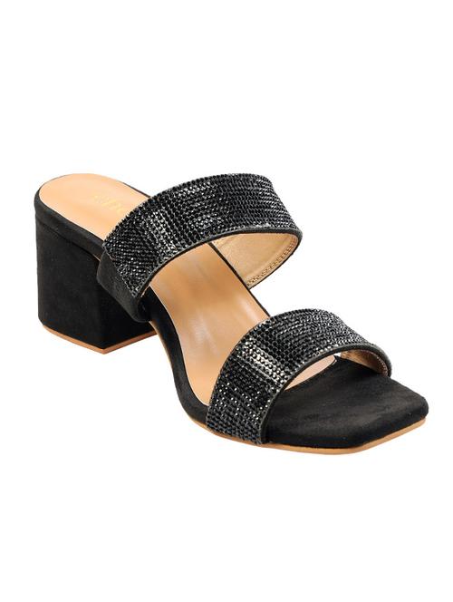 black leather ethnic sandals - 18413387 - Very Small Image - 1