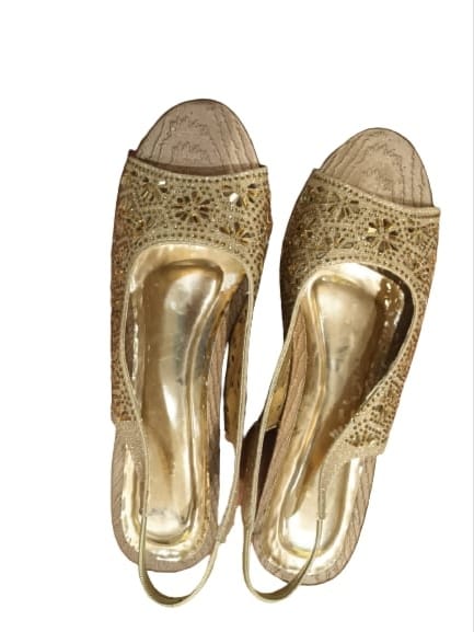 heels for women - 18414924 - Very Small Image - 1