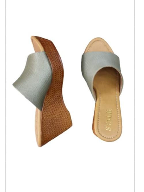 heels for women - 18416383 - Very Small Image - 1