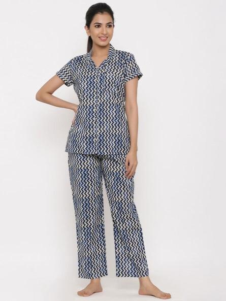 ladies nightwear set - 18419948 - Very Small Image - 1