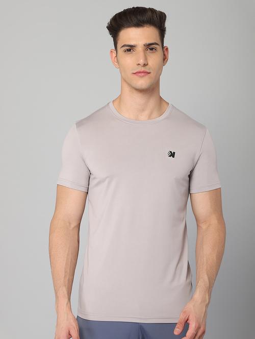 grey solid t-shirt - 18419969 - Very Small Image - 1