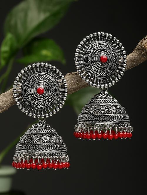 silver toned oxidized red dome shape crafted jhumka - 18424837 - Very Small Image - 1