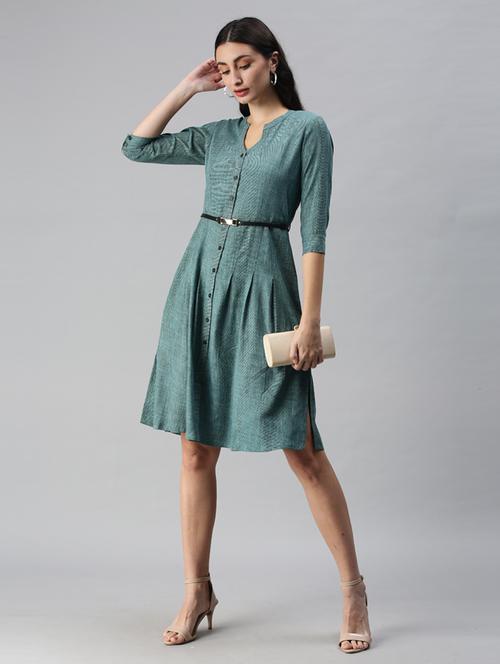 three quarter sleeved checkered a-line dress - 18437155 - Very Small Image - 1